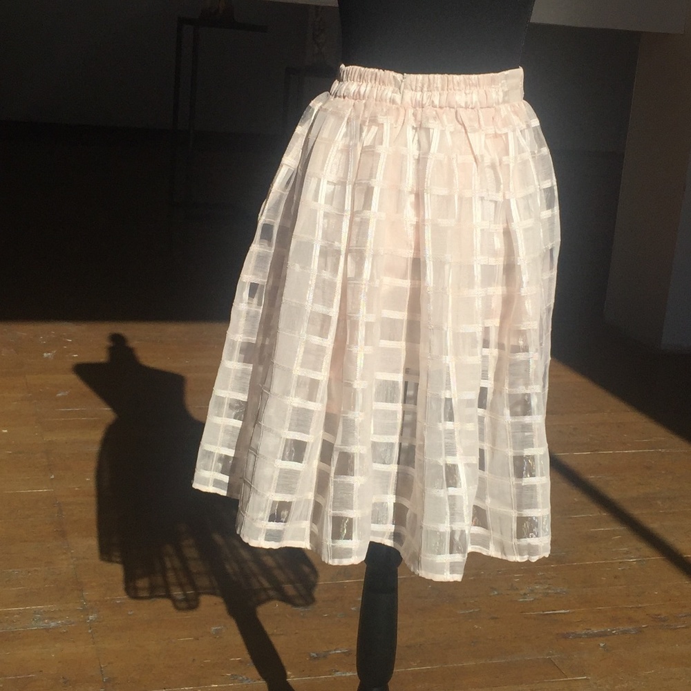 Suyé be a femme Pink sheer skirt - Picture 3 of 6